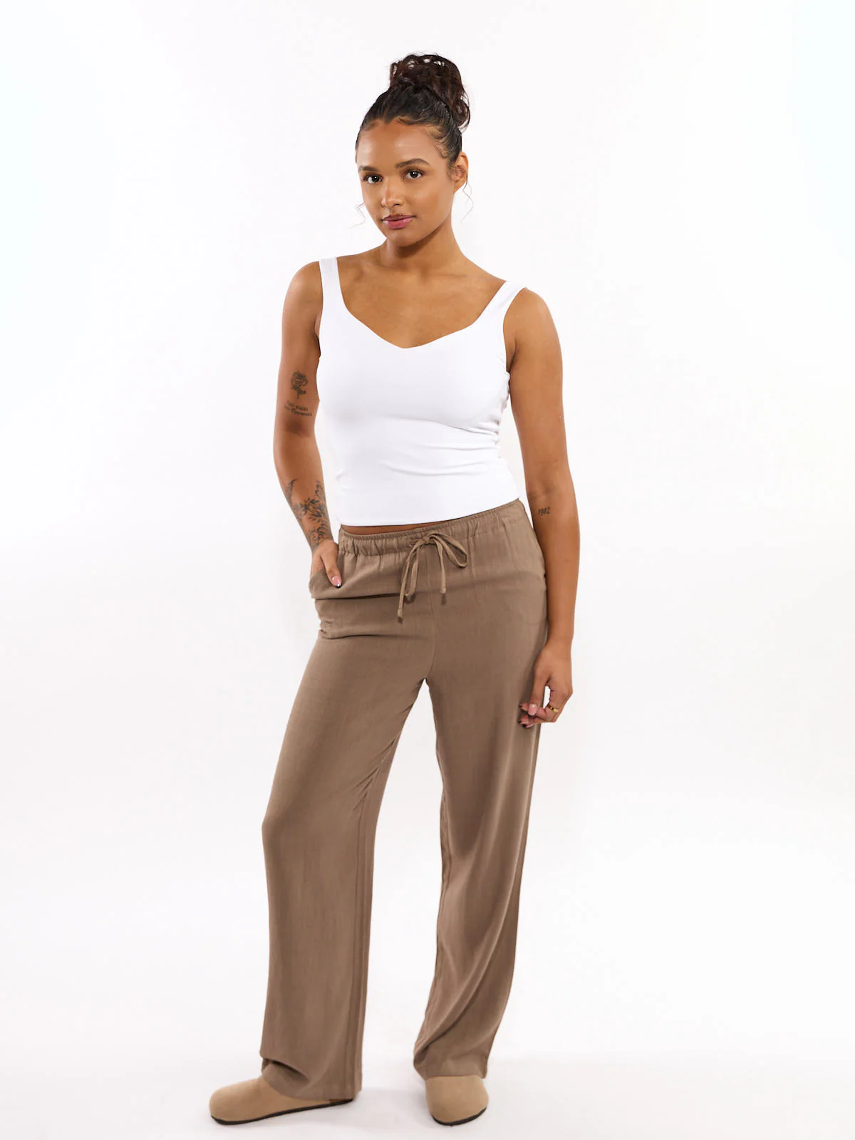 Siesta Pull-Up Linen Pant - Image 5